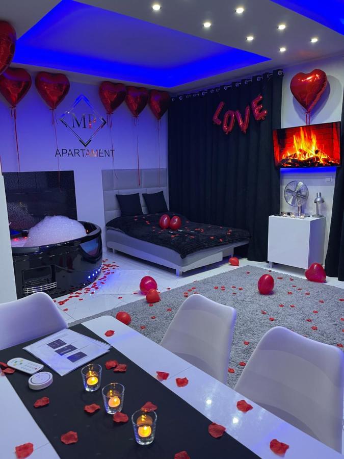 Mp Apartament Bialystok Jacuzzi Luaran gambar